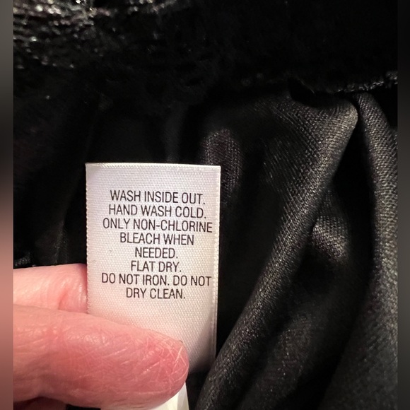 NWT Candie’s Black Shimmer Lace Column Fitted Cocktail Dress Size X-Small - Picture 8 of 10